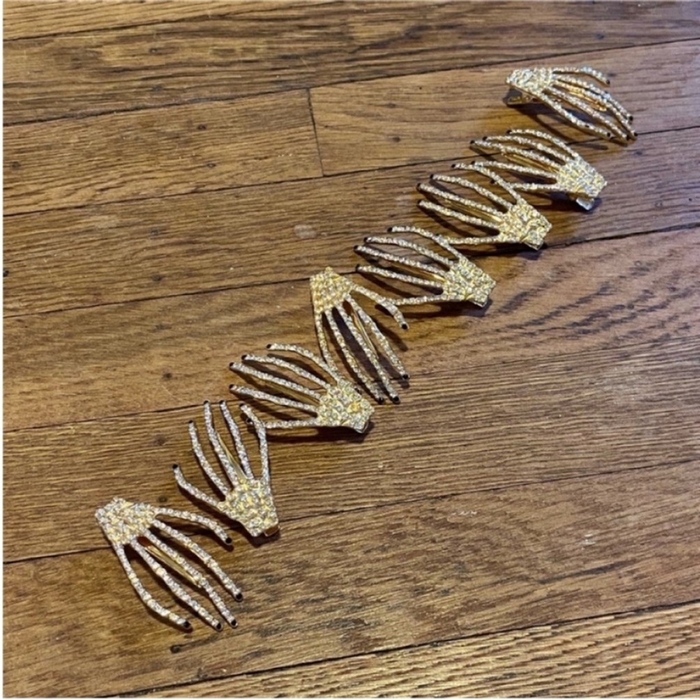 Crystal Skeleton Hair Clips - Picture 5 of 6